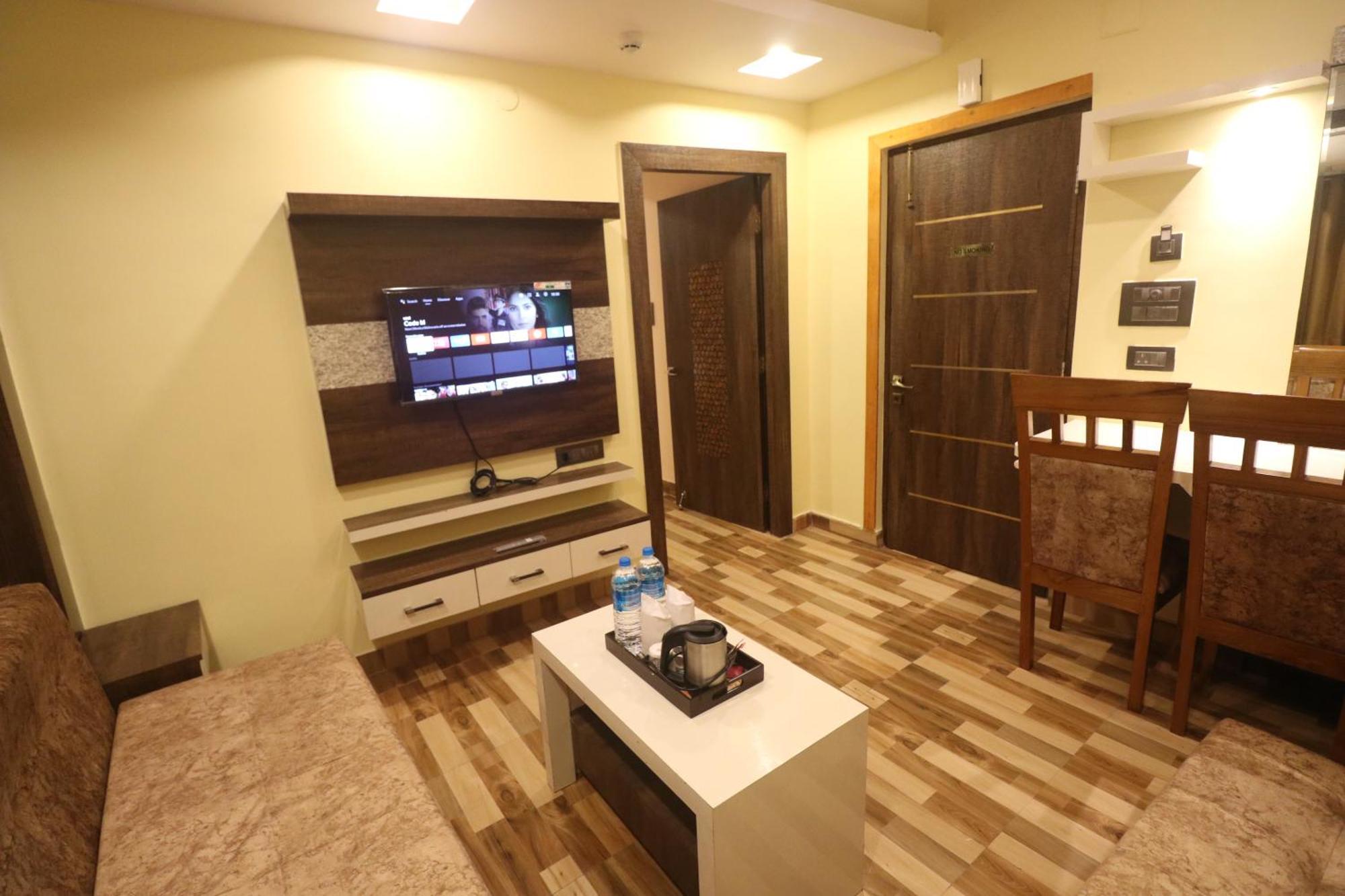 Hotel Mohar Residency Kalkuta Zewnętrze zdjęcie