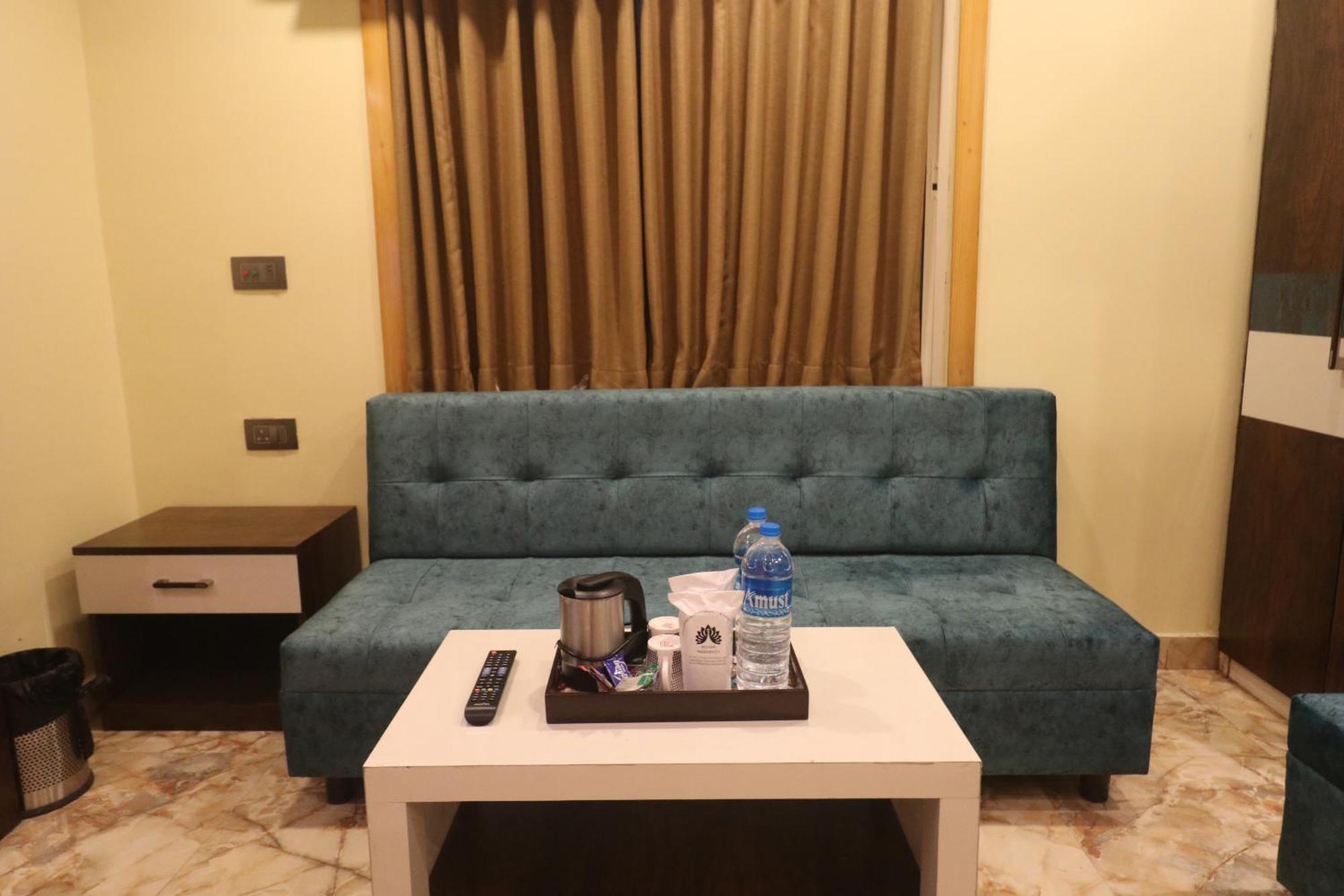 Hotel Mohar Residency Kalkuta Zewnętrze zdjęcie