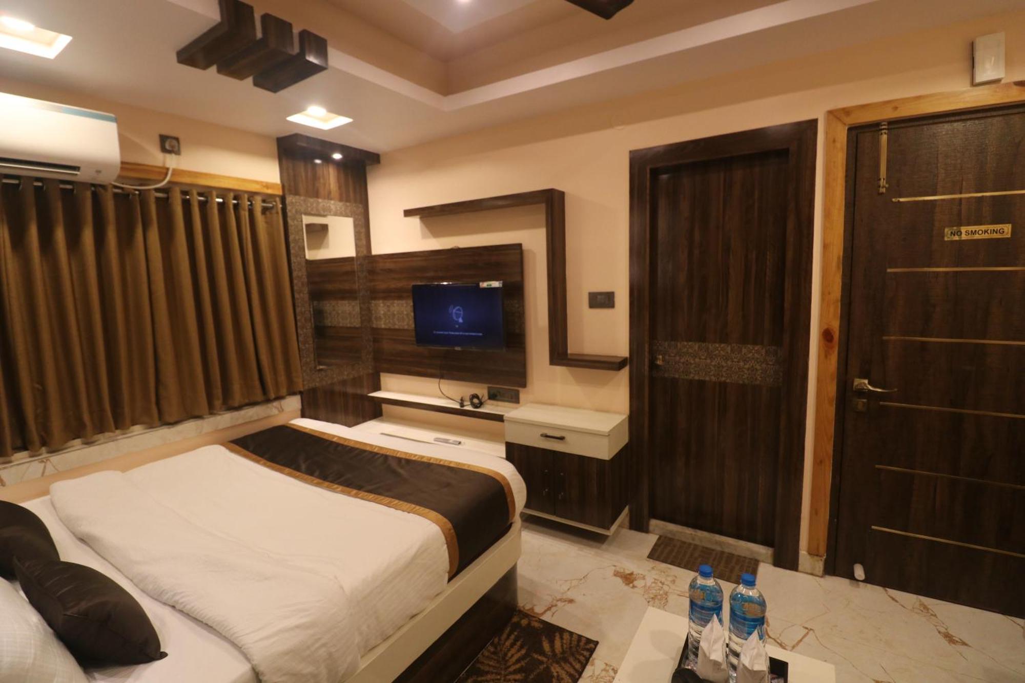 Hotel Mohar Residency Kalkuta Zewnętrze zdjęcie